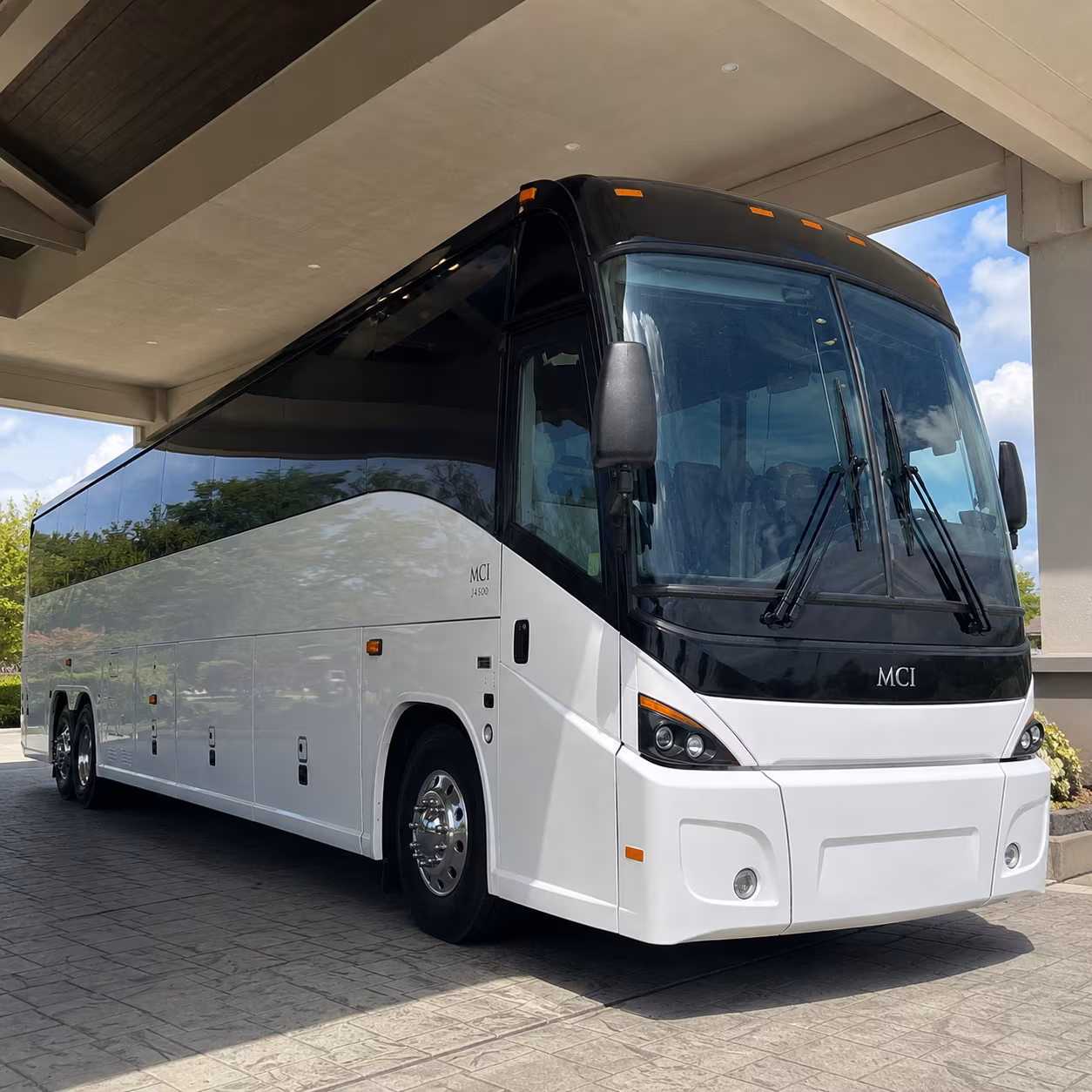 commuter shuttle buses from surprise to phoenix scottsdale and tempe